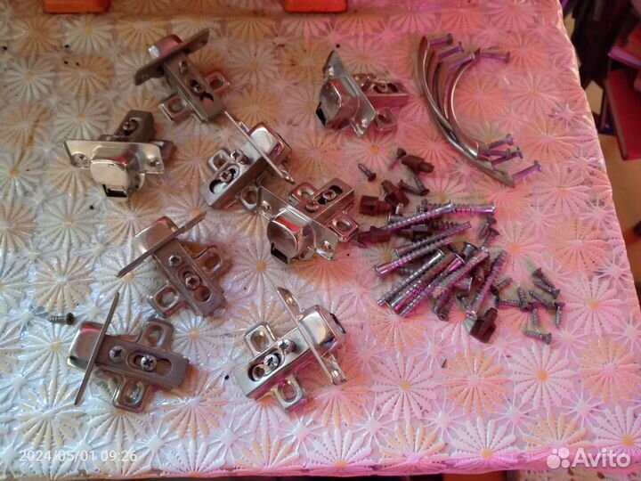 Мебельная фурнитура