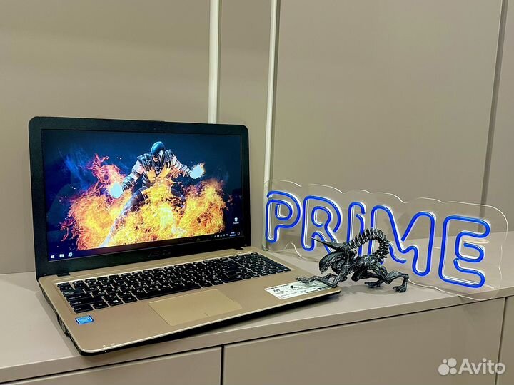 Asus 15.6/intel/ssd500gb/intel hd