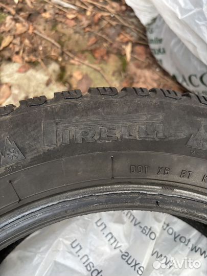 Pirelli Winter Carving Edge 215/55 R16