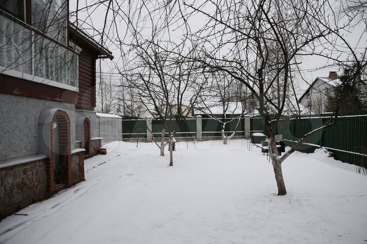 Дом 232,9 м² на участке 12 сот.