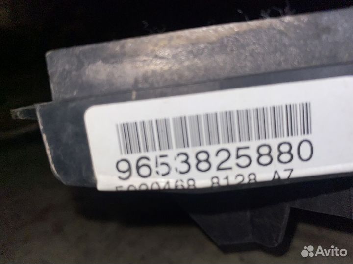 Диффузор радиатора Peugeot 207 WC 9653825880