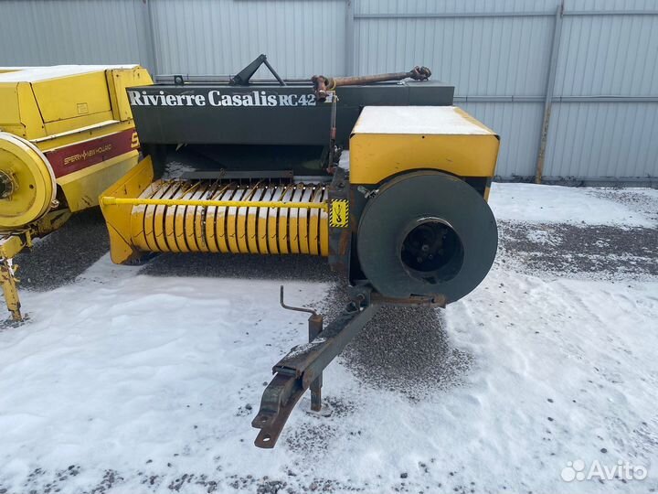 Пресс-подборщик Rivierre Cassalis RC 42, 2000