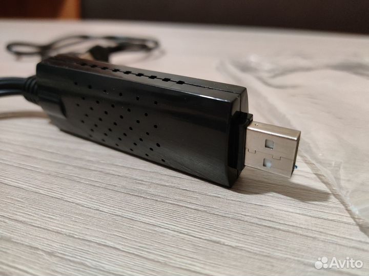 Карта видеозахвата VHS. USB, rca, s-video