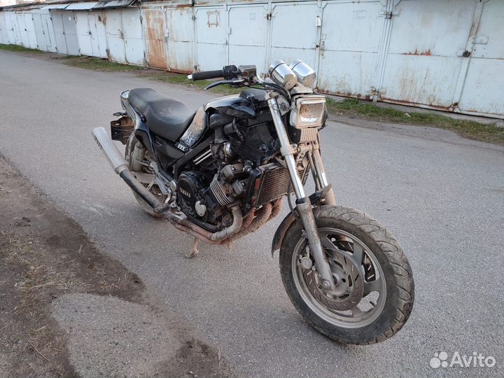 Yamaha fzx750 в разбор на запчасти