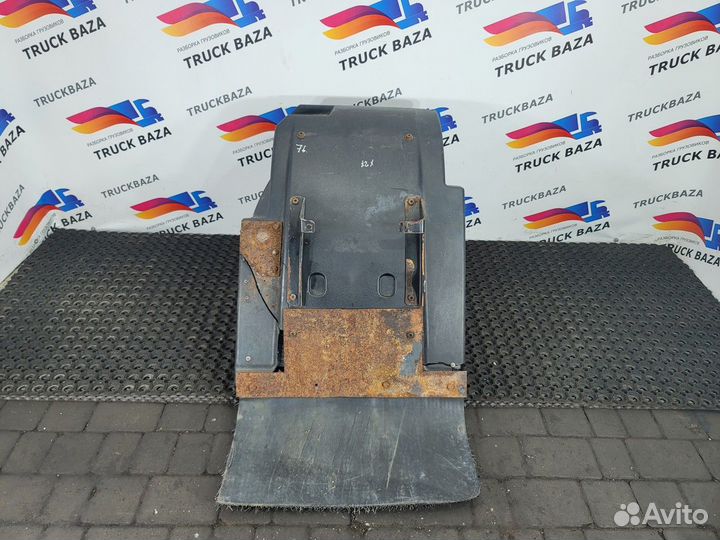 Крыло переднее правое задняя часть Daf XF105