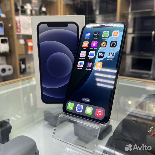 iPhone 12, 64 ГБ