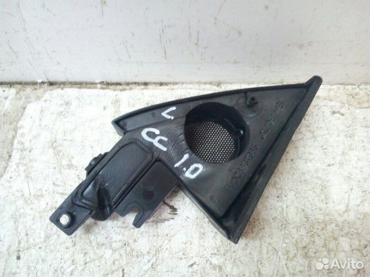 Накладка стойки передняя левая Volkswagen Passat