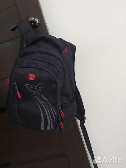 Школьный рюкзак