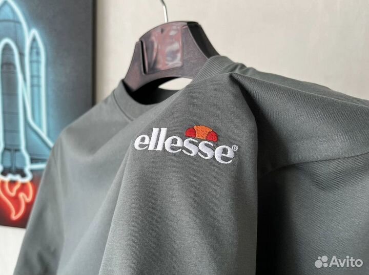 Футболка ellesse великан