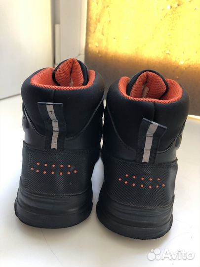 Ботинки демисезонные для мальчика 26