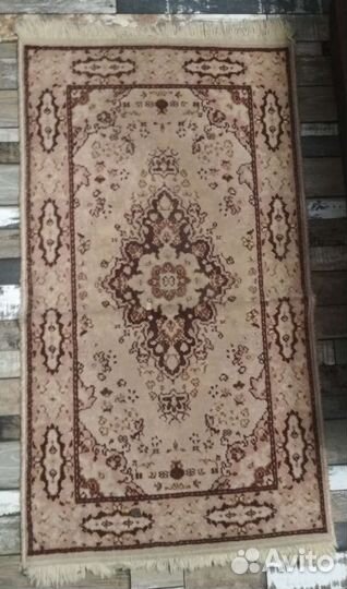 Ковер шерстяной