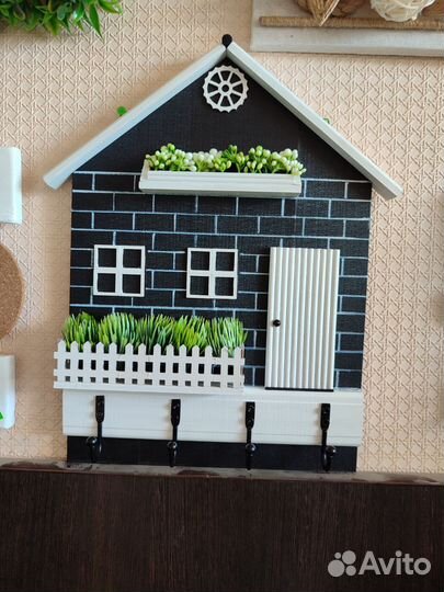 Продаю ключницу