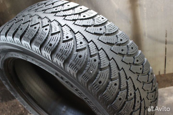 Nokian Hakkapeliitta 4 215/55 R16