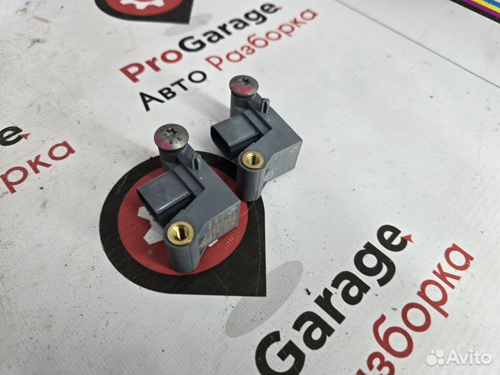 Датчик удара airbag боковой BMW 5 F10 F11 F18 F07