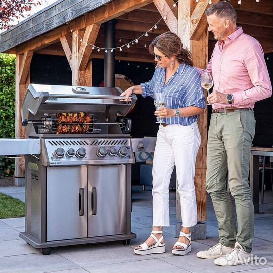 Газовый гриль Napoleon, Rogue-525 SE стальной