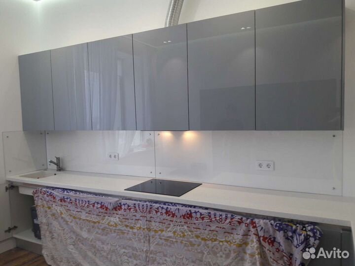 Кухонный фартук из стекла закаленного