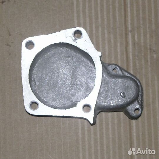 Коллектор теплообменника масляного отводящий 740.1