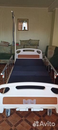 Продам кровать медицинскую