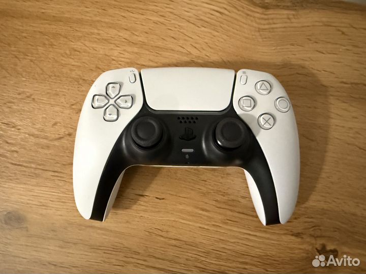 Геймпад PlayStation 5 DualSense