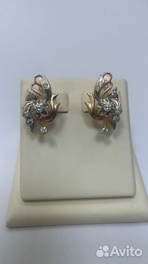 Золотые серьги