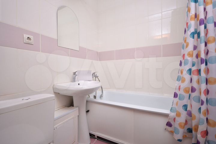 2-к. квартира, 58 м², 3/5 эт.