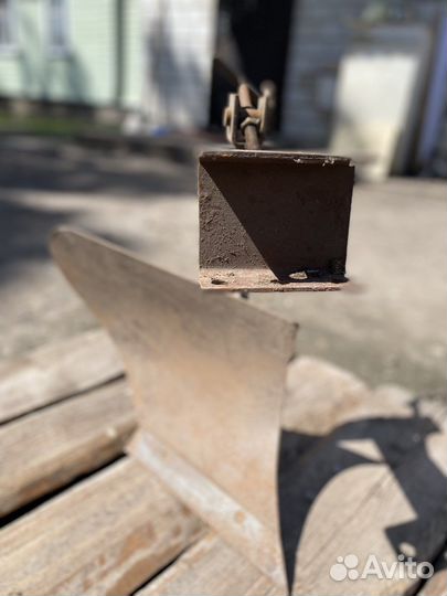 Плуг для мотоблока