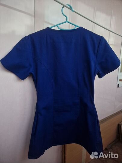 Медицинская кофта