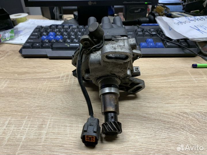 Трамблер Mazda 626 (GE) 1.8 1992-1997