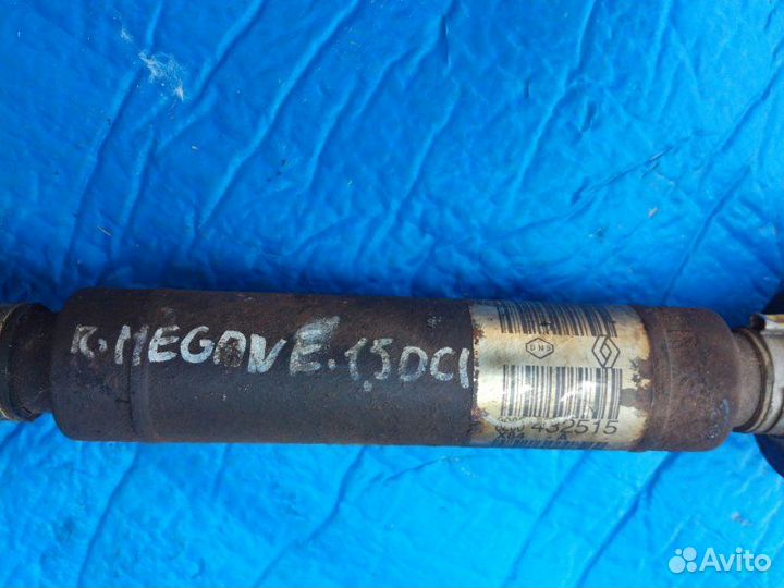 Полуось (привод) передний левый Renault Megane 1.5