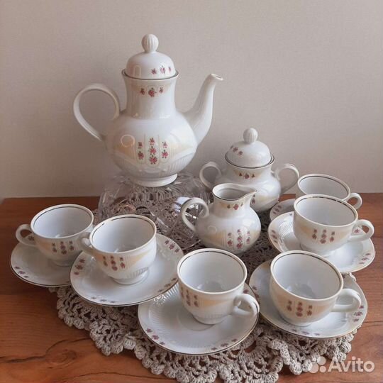 Сервиз чайный,рюмки,бокалы