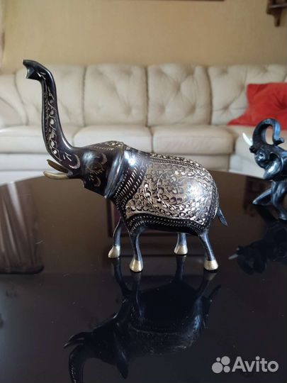 Статуэтка слон