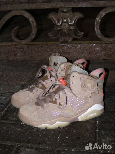 Nike air jordan 6 retro x Travis Scott