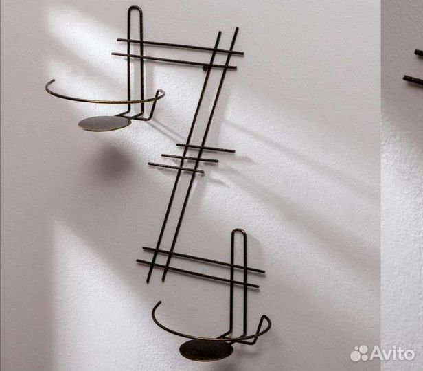 Подставка настенная для цветов