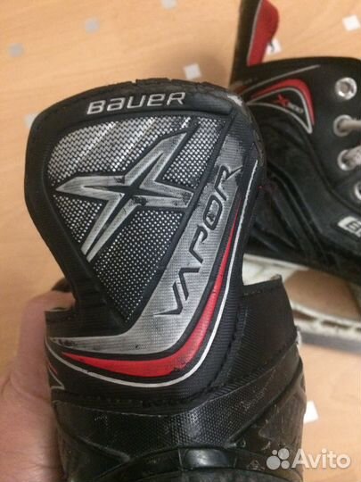 Коньки хоккейные профессиональные