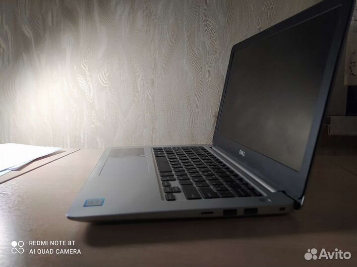 Ноутбук dell inspiron13