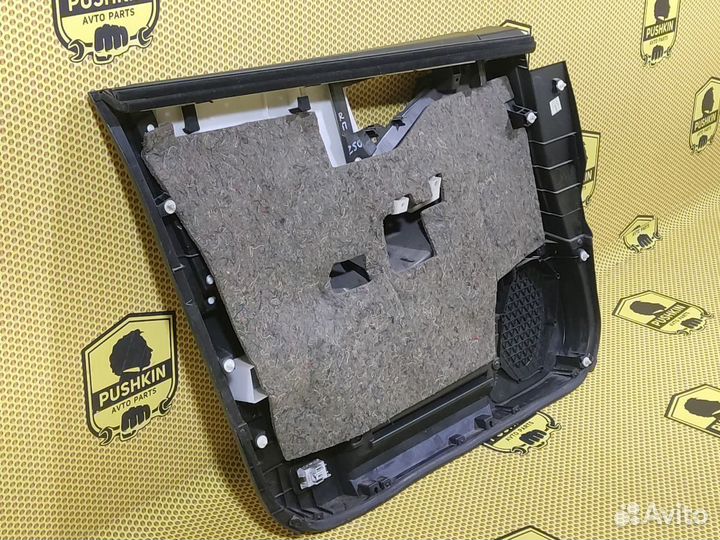 Обшивка двери передней правой Nissan Murano