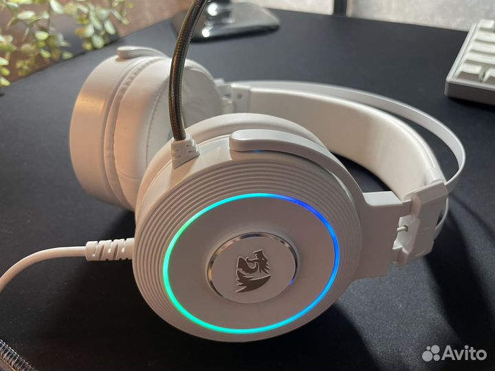 Наушники Redragon lamia 2 White