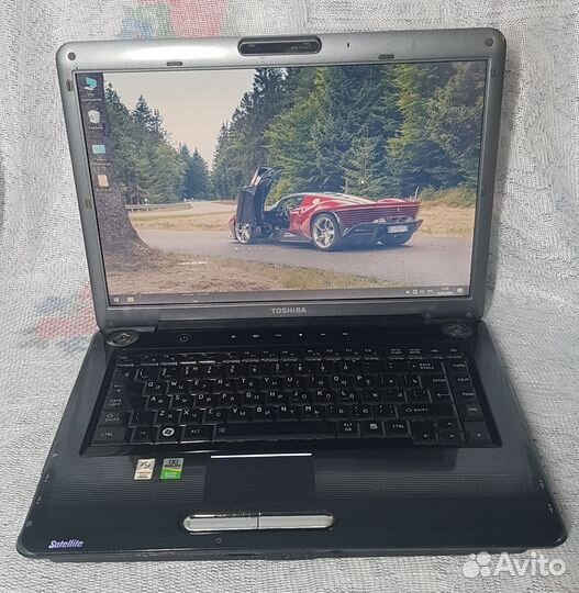 Классный Toshiba A300 c ssd