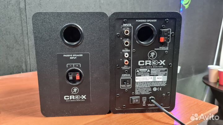 Mackie CR3-X Студийные мониторы