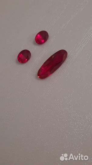Золотые серьги и подвеска,рубины