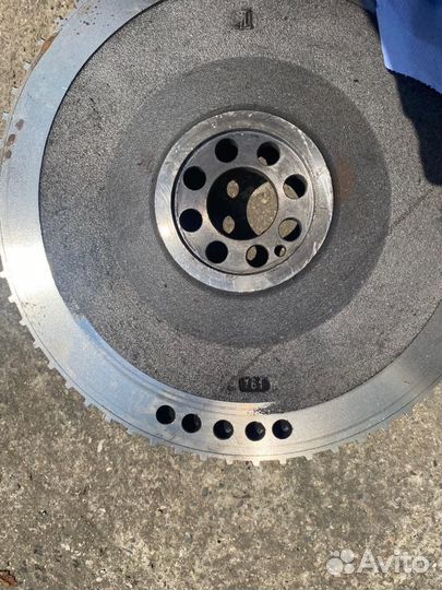 Маховик двигателя 4HK1 NQR75/NQR90/NPR75