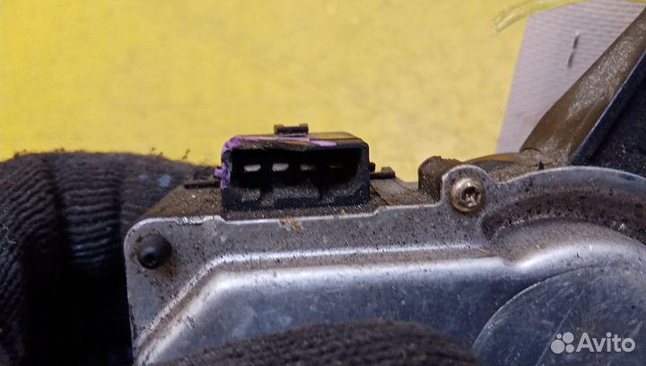 Моторчик стеклоочистителя задний Touareg I