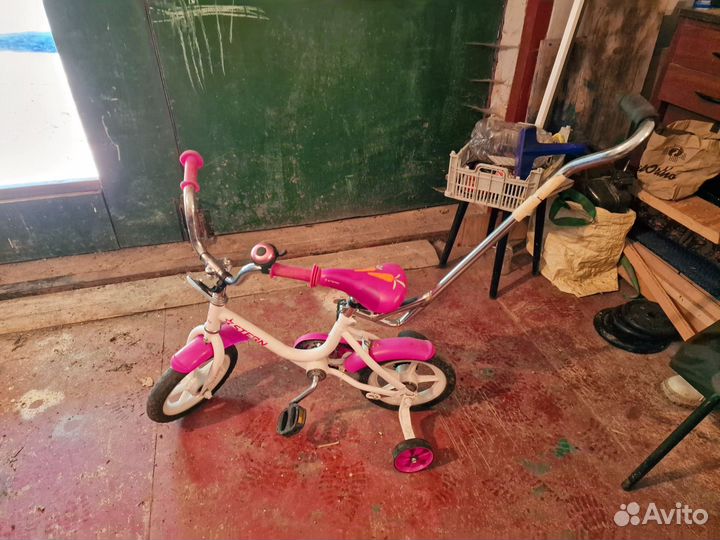 Детский велосипед с родительской ручкой