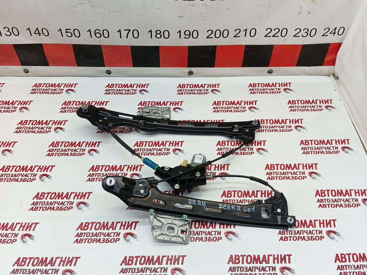 Стеклоподьемник двери задней правой Zeekr 001