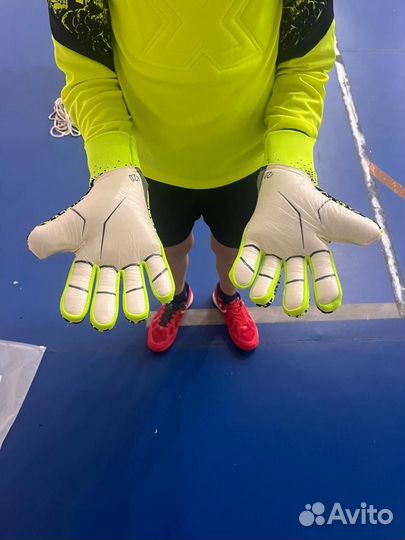 Вратарские перчатки, 6 размер