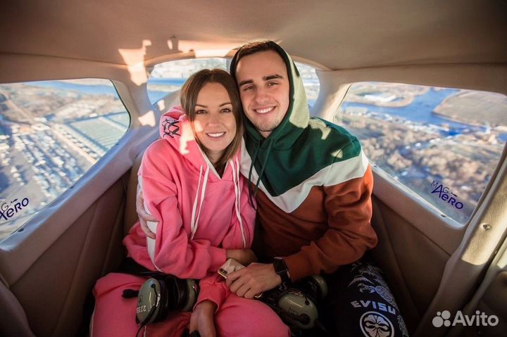 Как удивить вторую половинку - свидание в самолете