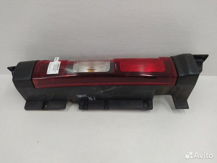 Б/У Б/У Фонарь задний правый Царапины 93867969