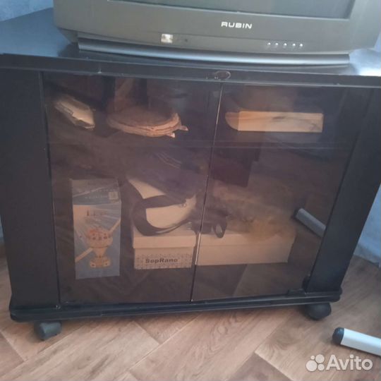 Тумба под телевизор