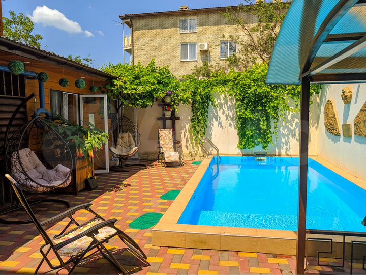 Комната 15 м² в 1-к., 2/2 эт.