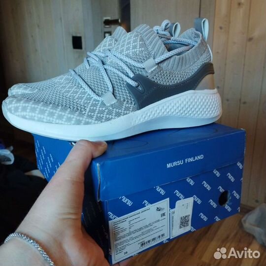 Кроссовки mursu